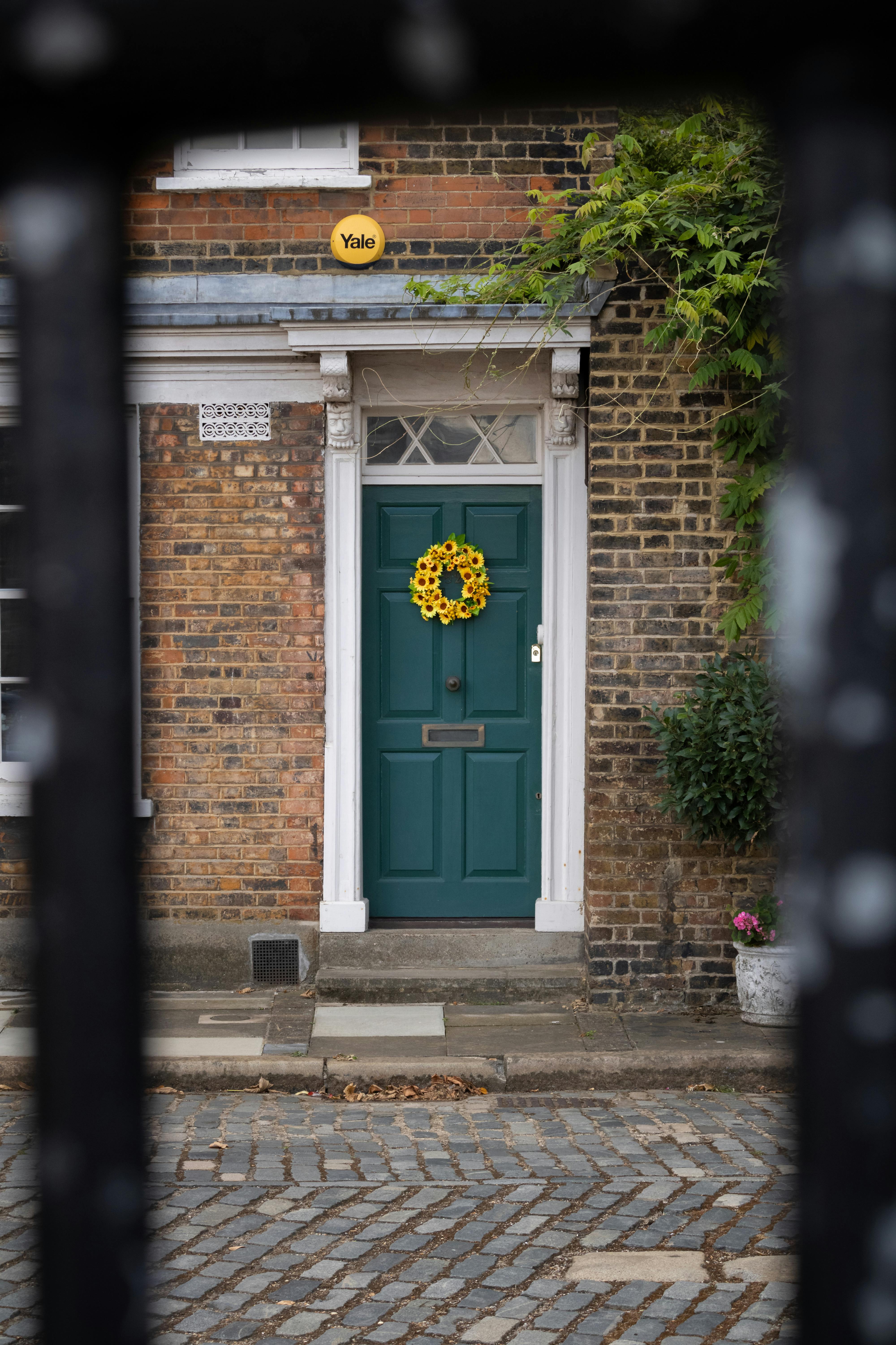 Revolutionising Tenant Communication: How RezX Enhances Property Management with AI